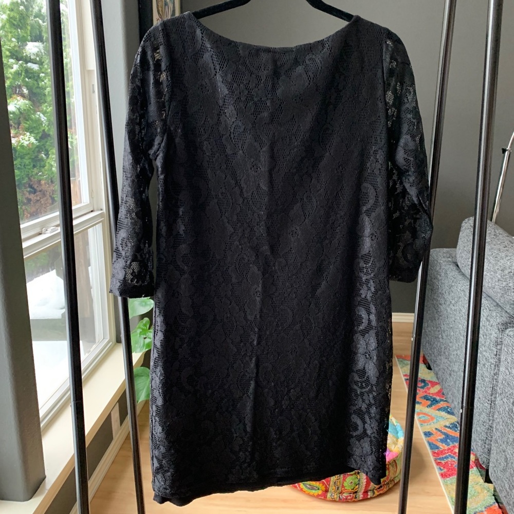 Momo Maternity Lace Dress